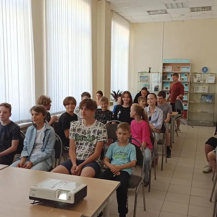 Игра-викторина «От книги  - к фильму!» прошла в библиотеке