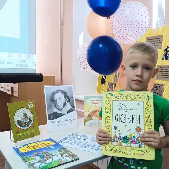  Литературный час «В гости к Пушкину спешу» прошел в Мезенской сельской библиотеке