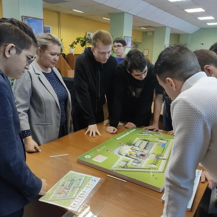 В библиотеке УрТК состоялся «Профессиональный лекторий» для студентов 4-го курса